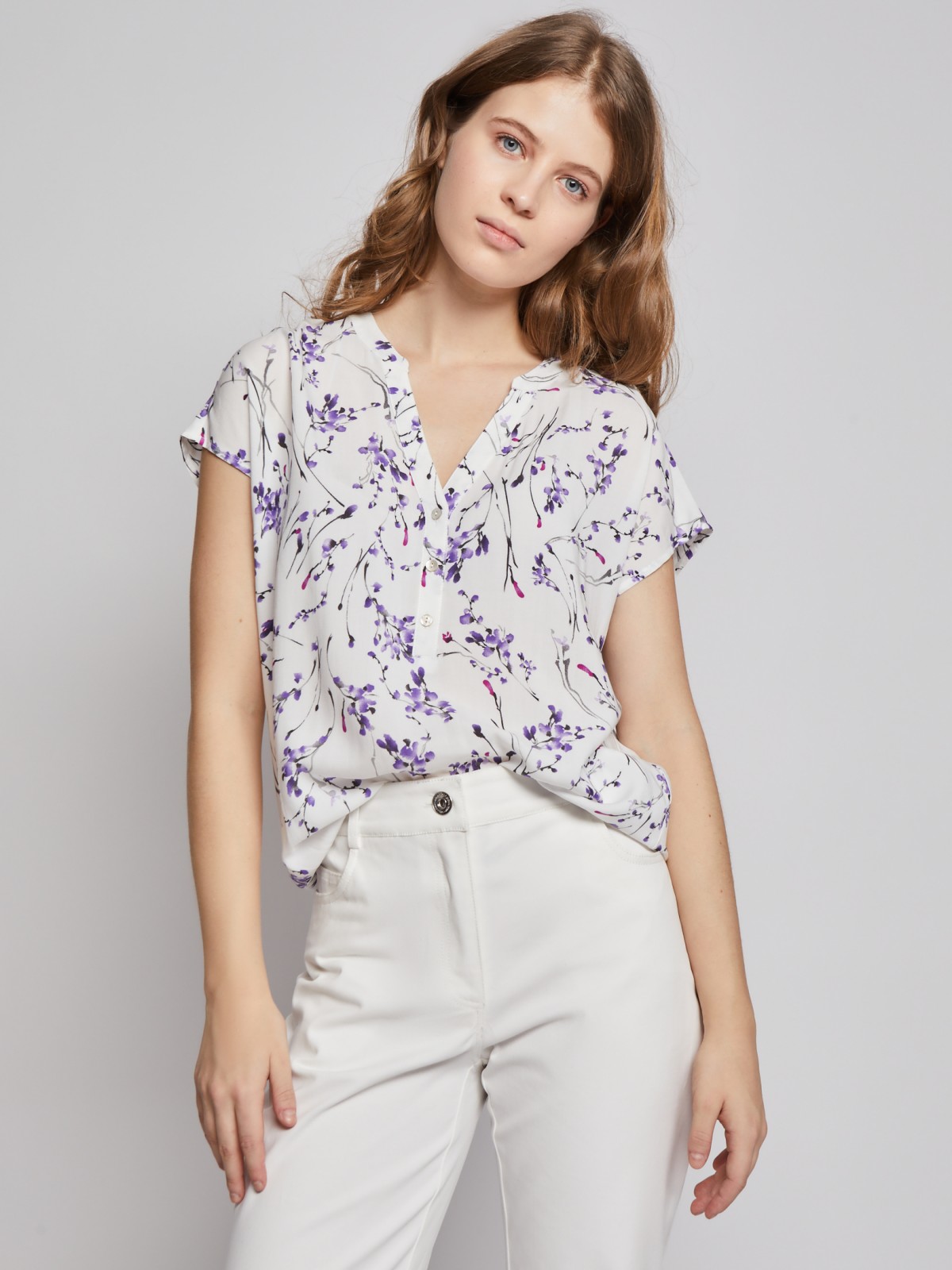 Chic Floral Summer Blouse